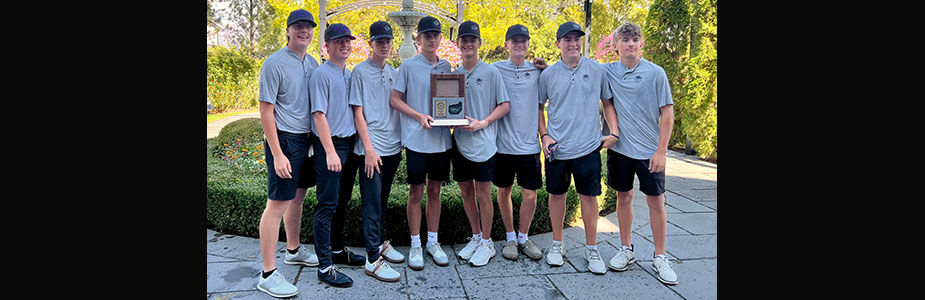 A picture of 8 Riverton High students holding their plaque for winning.
